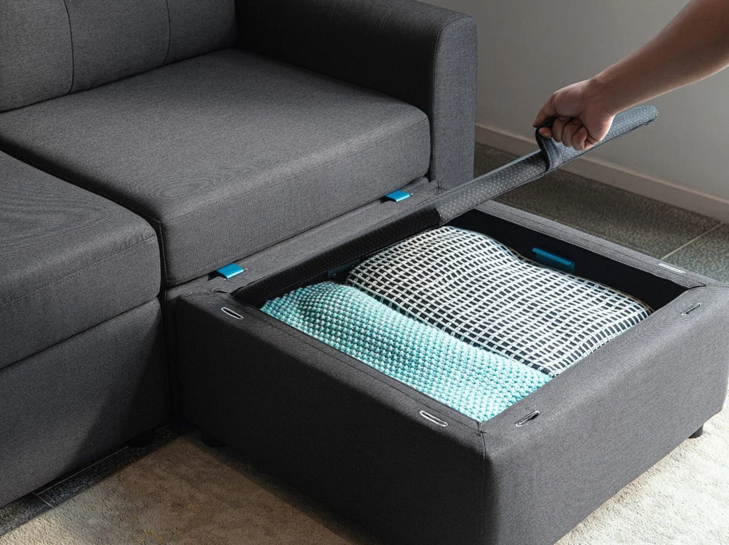 RUBIK III 8 Seats with 4 Ottomans & Console - Image 14